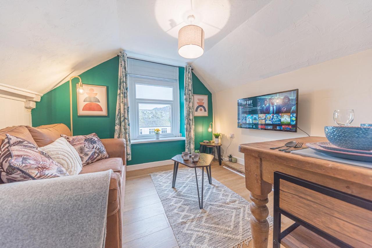Queen Street Apartments Уайтхейвън Екстериор снимка